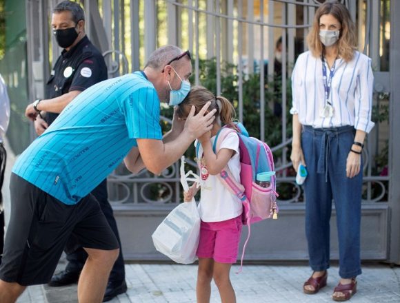 Europe and China students return to school Europe and China students return to school