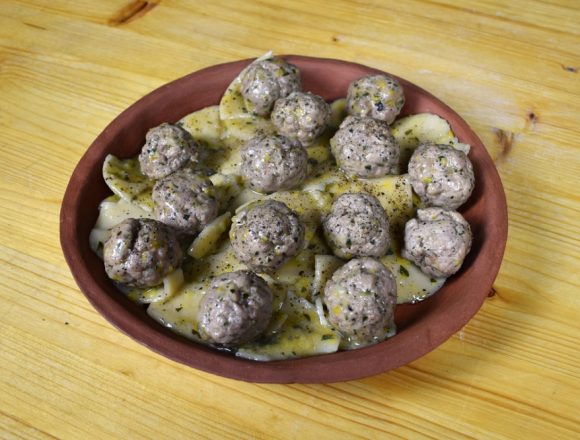 Ancient Roman Pasta with Spiced Meatballs Ancient Roman Pasta with Spiced Meatballs