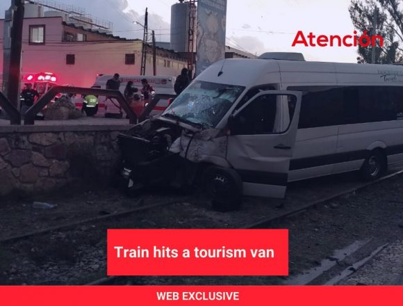 Train hits a tourism van