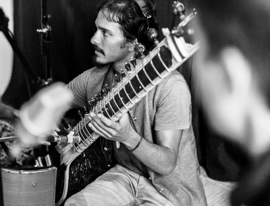 Three Musicians Bring Their Collaborative Sounds to San Miguel