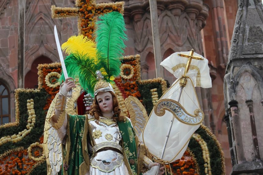 The Archangel San Miguel will appear in a procession
